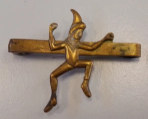 Vintage Girl Guides Pixie Brooch Brass Badge Pin CN6 B742 - Picture 1 of 9