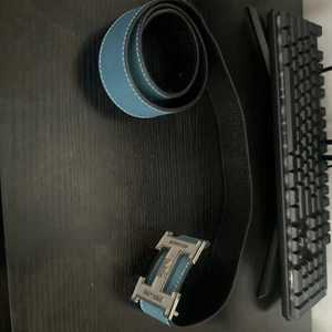 Hermes baby blue and black lether belt. - Picture 1 of 7