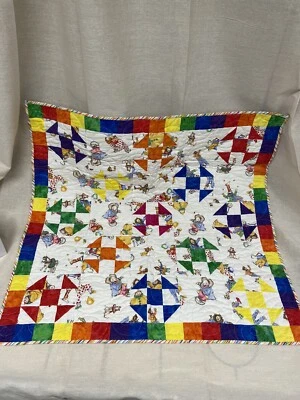 "Colcha reversible hecha a mano carnaval niños bebé 33"" x 32 1/2""" Foto 1 de 4