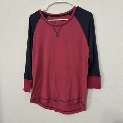 Camiseta de mujer Kenneth Cole Reaction manga larga roja talla grande”  Foto 1 de 4