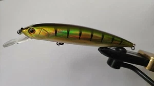 Bassday Mogul Minnow 110SP lure - Picture 1 of 3