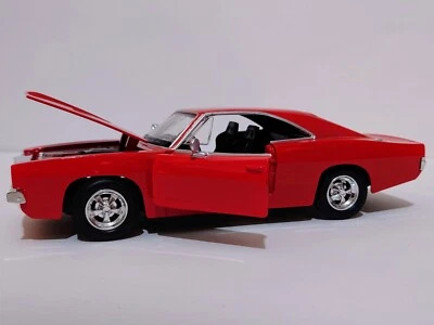 Dodge Charger R/T New Ray Muscle Car Collection 1/25 Diecast Model Car - Image 1 of 4