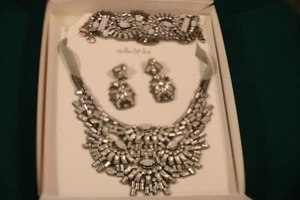 Stella & Dot Gray Silk Rhinestone Bib Statement Necklace, Bracelet Earrings SET - Picture 1 of 6
