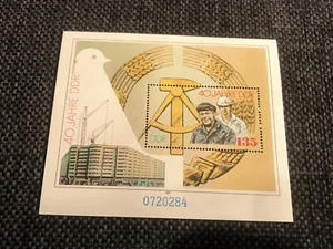 Briefmarkenblock DDR 1989 40 Jahre DDR postfrisch - Bild 1 von 1