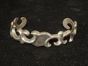 6.75" GEORGE BEGAY - Navajo -  Cast Sterling Cuff bracelet - HALLMARK GB - Picture 1 of 6