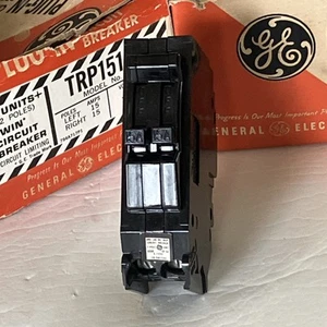 GE TR1515 2 Pole 15A/15A 120/240V Twin Tandem Circuit Breaker TRP515L NEW!!! - Picture 1 of 17