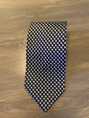 男式 Dimoggio 手工制作纯丝绸领带背景深蓝色和棕褐色盒 — 第 1/4 张图片