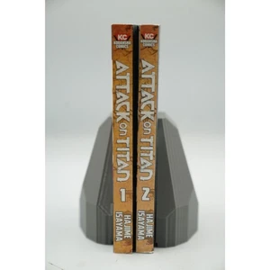 Attack on Titan Vol. 1-2 Manga Set Englisch Kodansha Comics Hajime Isayama - Bild 1 von 7
