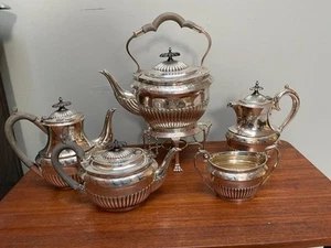 Walker & Hall 5 Pc Silver Plate Beverage Set Tea-Chocolate-Kettle-Coffee-Sugar - Picture 1 of 24