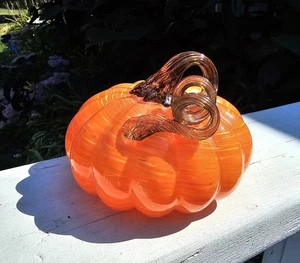 Orange Blown Art Glass Pumpkin Decorative Brown Curly Stem 5.25x4" - Picture 1 of 8