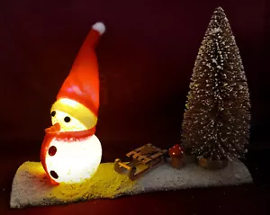 Weihnachten - LED Schneemann - beleuchtet, sowie Schlitten, Pilz, 1 Glitzerbaum - Bild 1 von 4