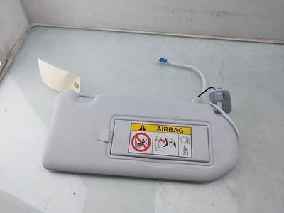 Peugeot 3008 II (M4/MC/MJ/MR) 2018 SUN VISOR WING 98284441PR - Image 1 of 3