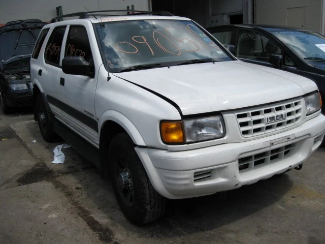 REAR BACK DOOR Rodeo Passport 98 99 00 01 02 03 04 White 419231 Foto 1 de 4