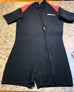 Traje de neopreno Henderson negro rojo bloques de color asimétrico cremallera frontal talla L. Hecho en EE. UU. - Imagen 1 de 3