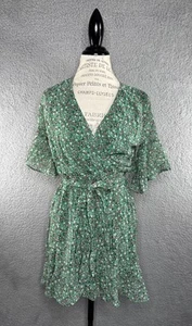 Sadie & Sage Green Floral Dreams V Neck Mini Dress Size Small NWT - Picture 1 of 16
