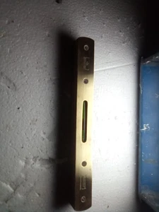Vintage Small Brass And Wood Level 8inc Long - Picture 1 of 7