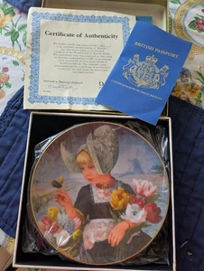 Doulton Brenda Burke Marijke 1987 Festival Children Of The World #5 Serie Teller - Bild 1 von 4