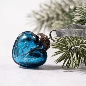 "Juego de 6 adornos de corazón verde azulado craquelado hecho a mano de Navidad de 1""" - Imagen 1 de 3