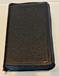 Holy Bible Holman Self Pronouncing 1902 - Picture 1 of 7