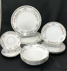 China Pearl Irene Fine China Dinner, Salatteller, Suppenschalen mehrere vorhanden - Bild 1 von 18
