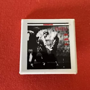 THOMPSON TWINS promo spilla distintivo bottone pinback 1984 vintage anni 80 - Foto 1 di 3
