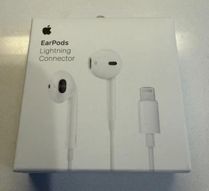 Apple EarPods with Lightning Connector In Ear Headset - White *Brand New Sealed - Picture 1 of 8