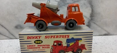 DINKY TOYS 960 HORMIGONERA MONTADA EN CAMIÓN Mezclador gris escaso - Caja original Foto 1 de 4