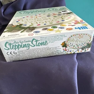 4M MY GARDEN STEPPING STONE MAKING KIT - Picture 1 of 7