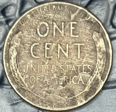 1958-D Lincoln Wheat Penny ~ Minting Error Split Planchet After The Strike Error - Image 1 of 4