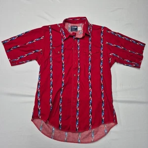 Camisa Wrangler Corte Vaquero Calce Regular Para Hombres Colas X Largas Rojo Azul Patrón Chevron - Imagen 1 de 23