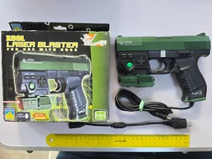 MICROSOFT XBOX ORIGINAL LIGHT GUN BLASTER GAME PISTOL Laser Dot Kickback Recoil - Picture 1 of 5