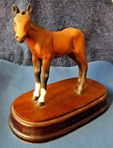 Royal Doulton Foal on Plinth – Adventure – Model No. 2876 – Brown Matt - Picture 1 of 9