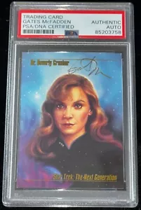 Gates McFadden "Dr Crusher" 1993 Skybox STAR TREK Signed Auto Rookie Card PSA RC - Picture 1 of 3
