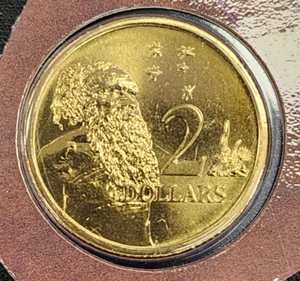 2000 Australian Two Dollar $2 coin - Aboriginal Elder - UNC ex mint set - Picture 1 of 4