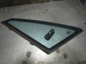 1990-1996 Oldsmobile Cutlass Ciera Wagon OEM driver side rear vent glass 94 95 - Picture 1 of 2