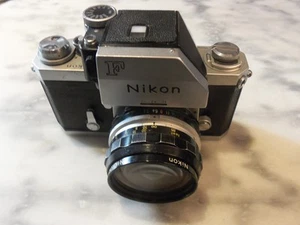 Nikon F mit Photomic Sucher und Weitwinkel - Objektiv - Photo 1/11