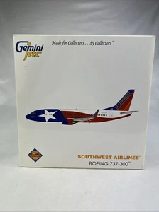 GeminiJets 1:400 Southwest Airlines Boeing 737-300 N352SW Lone Star GJSWA1467 - Picture 1 of 13
