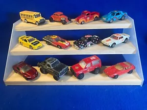 Depósito de chatarra de coche de juguete: 12 autos diecast usados, varios en muy buen estado / TC-7 - Imagen 1 de 7