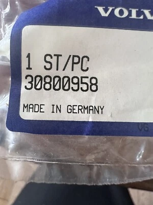 Clips de moldeo parabrisas Volvo S40 V40 2000-2004 Foto 1 de 4