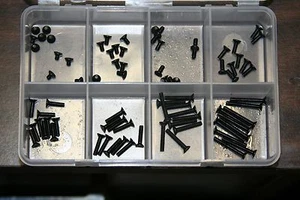 5-40 X 1/4" a través de 1" tapa de cabeza plana tornillo aleación negro surtido - Imagen 1 de 1