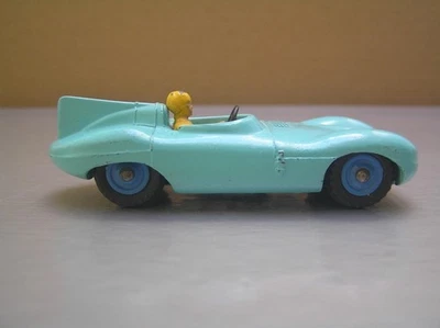 Dinky Toys 238 Jaguar D Type scarce version with blue plastic hubs NM Condition - Image 1 of 4