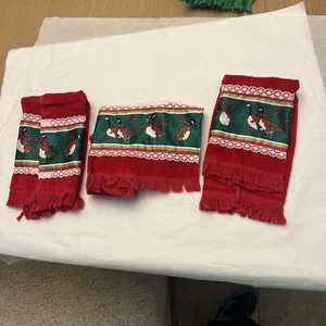 Holiday Hand Towels by Saturday Knight Ltd. Christmas Geese Design X2 Vintage - Picture 1 of 4