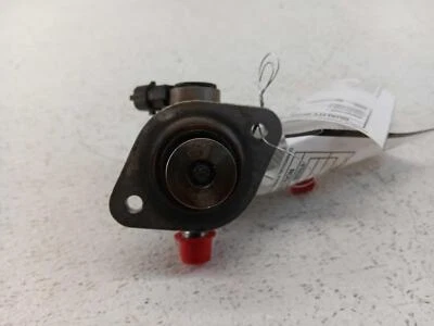 Bomba de combustible usada se adapta a: Kia Sorento 2017 solo bomba montada en motor 3,3 grado A Foto 1 de 4