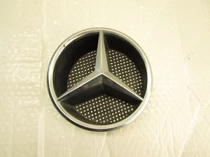Mercedes-Benz W219 CLS500 2003-2011 genuino negro parrilla arranque insignia emblema OEM - Imagen 1 de 8