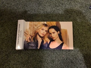YVES SAINT LAURENT TOUCHE ECLAT HIGH COVER APPLICATOR (SMALL SAMPLE BRUSH) - Picture 1 of 2