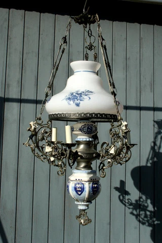 XL Dutch Delft blue white  pottery angels cherubs metal glass chandelier 3 arms Cover
