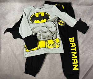 Batman Outfit Set Pants Long Sleeve T-shirt Cape NEW Boys 8 Cotton Polyester - Picture 1 of 14