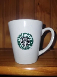 Starbucks 10 Oz White Ceramic Coffee Mug With Green Sirens Logo 2007 - Picture 1 of 6