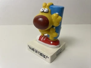 1989 Mother Goose & Grimmy Dog PVC Figur "Hang In There" Vintage Toy - Bild 1 von 11