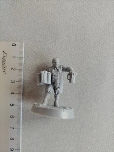 INN KEEPER     MINIATURE /SOLOMON KANE RPG/G37 - Imagen 1 de 1